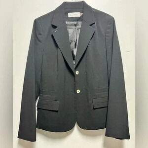 Calvin Klein takes your career look up a notch with this classic blazer